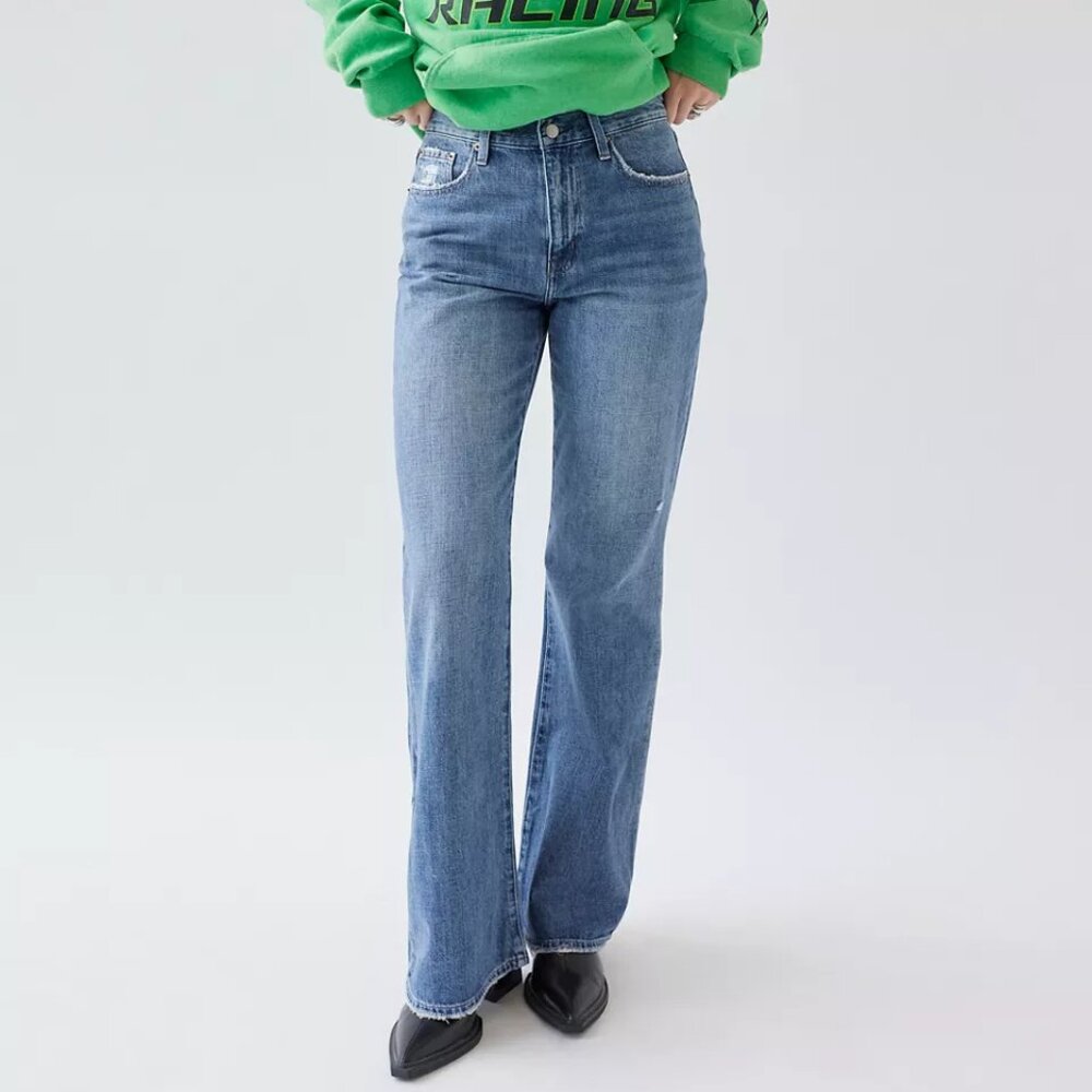 Pistola Stevie High Rise Relaxed Flare Jeans Pulse Wash Size 28 NWT - Picture 3 of 10